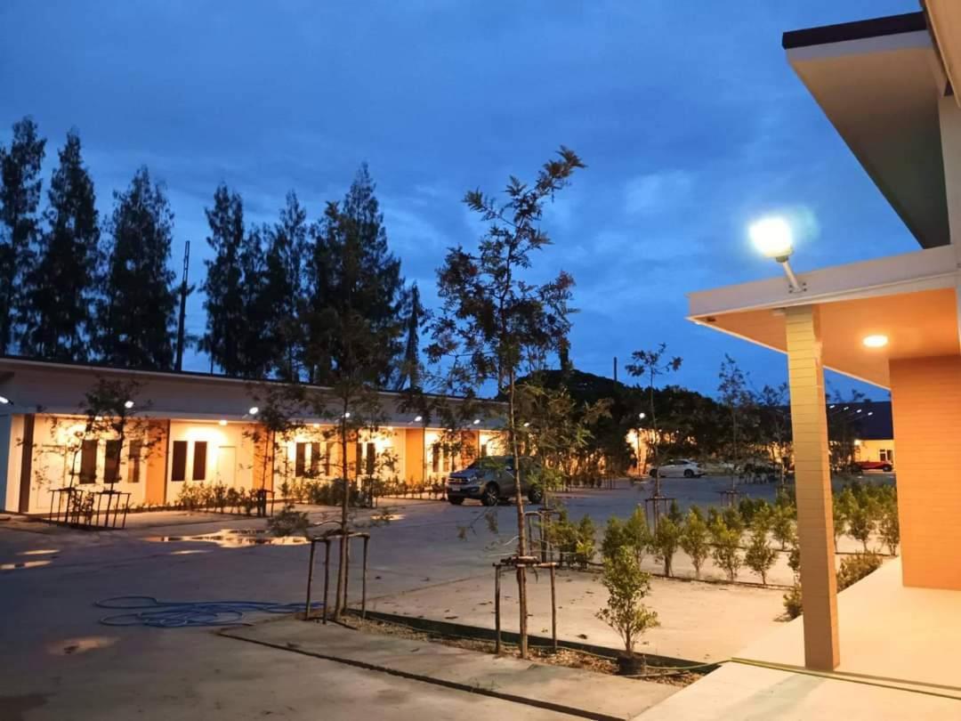 Three Bays Resort Prachuap Khiri Khan Bagian luar foto
