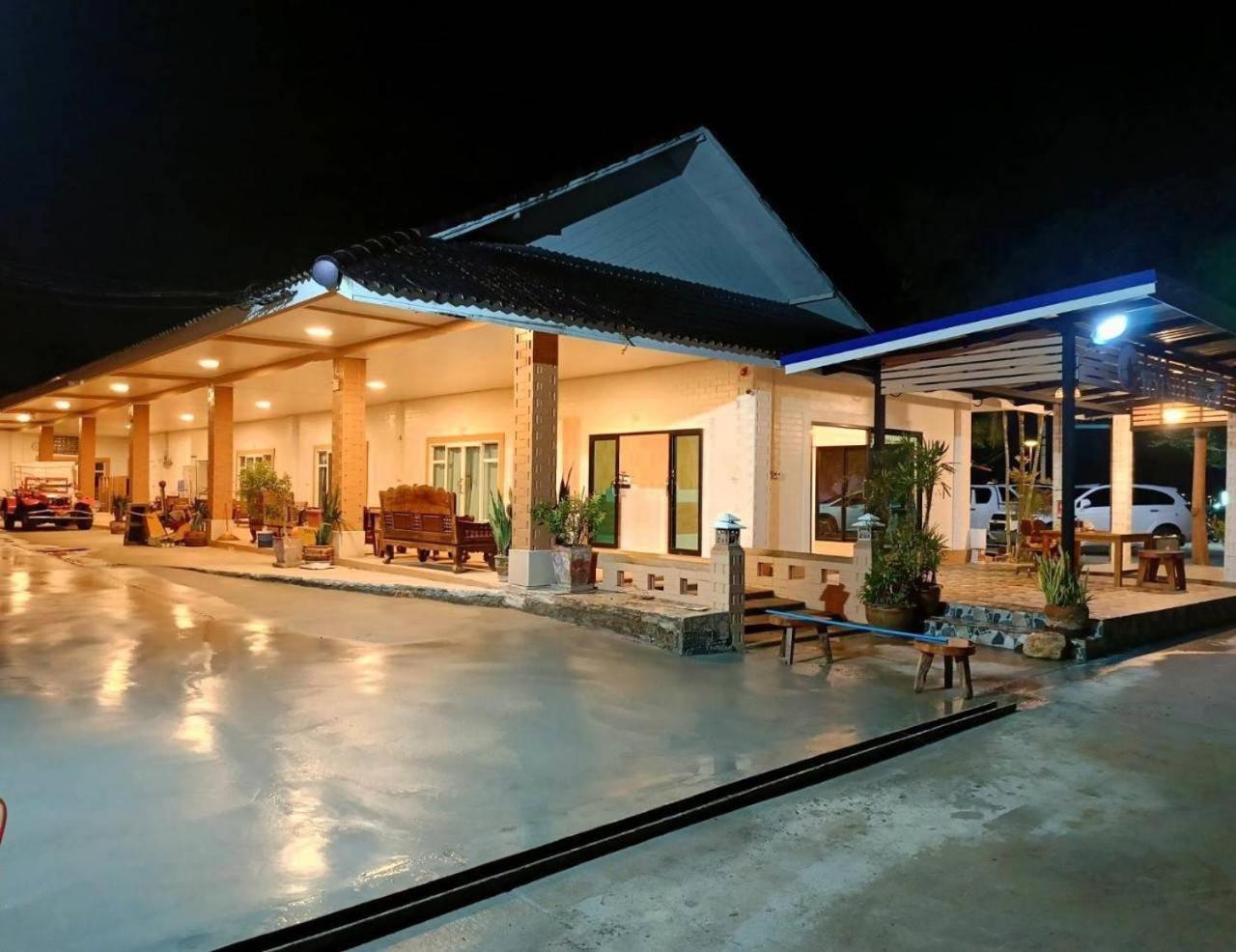 Three Bays Resort Prachuap Khiri Khan Bagian luar foto