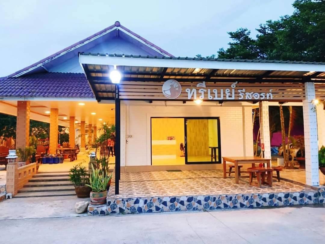 Three Bays Resort Prachuap Khiri Khan Bagian luar foto