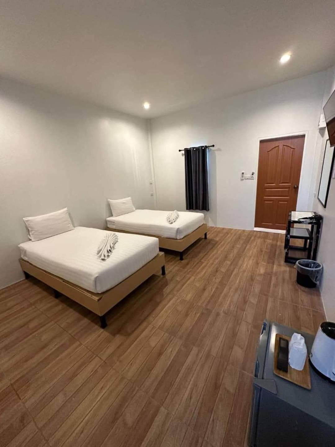 Three Bays Resort Prachuap Khiri Khan Bagian luar foto