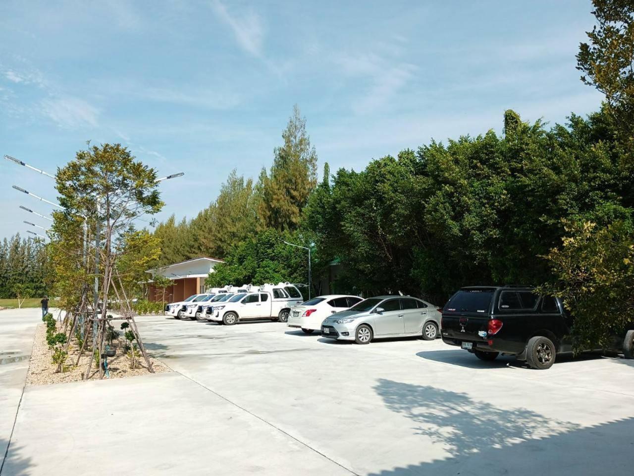 Three Bays Resort Prachuap Khiri Khan Bagian luar foto