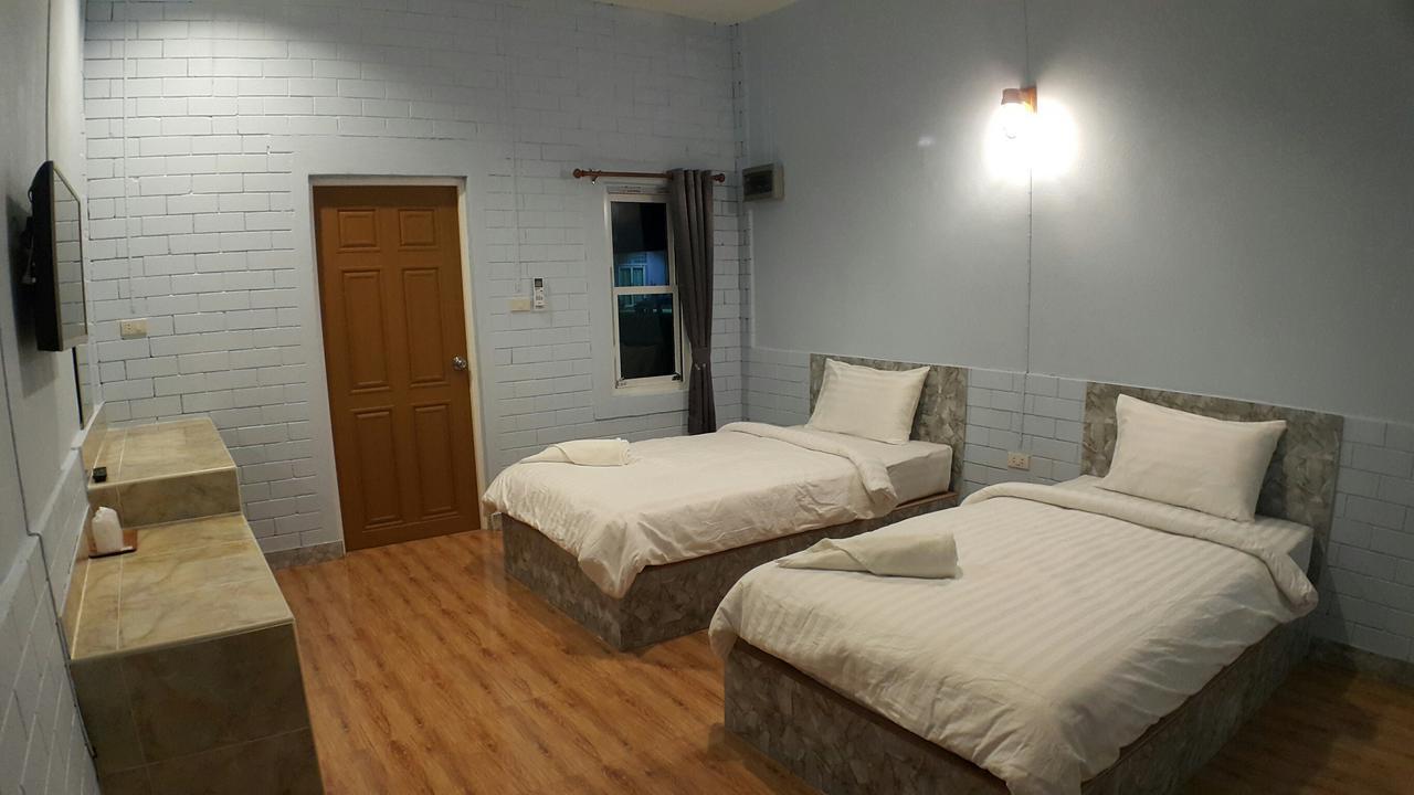 Three Bays Resort Prachuap Khiri Khan Bagian luar foto