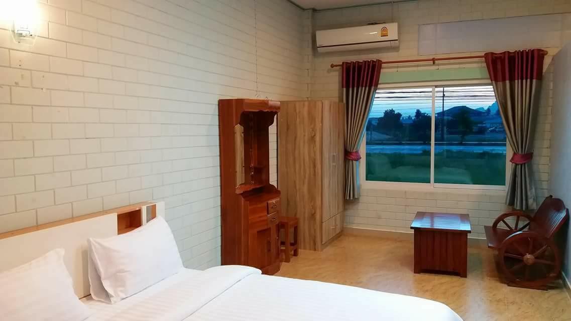 Three Bays Resort Prachuap Khiri Khan Bagian luar foto